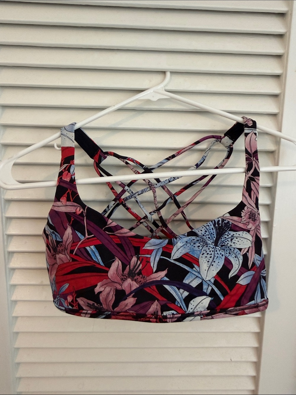 Lululemon Free to Be Wild Sports Bra